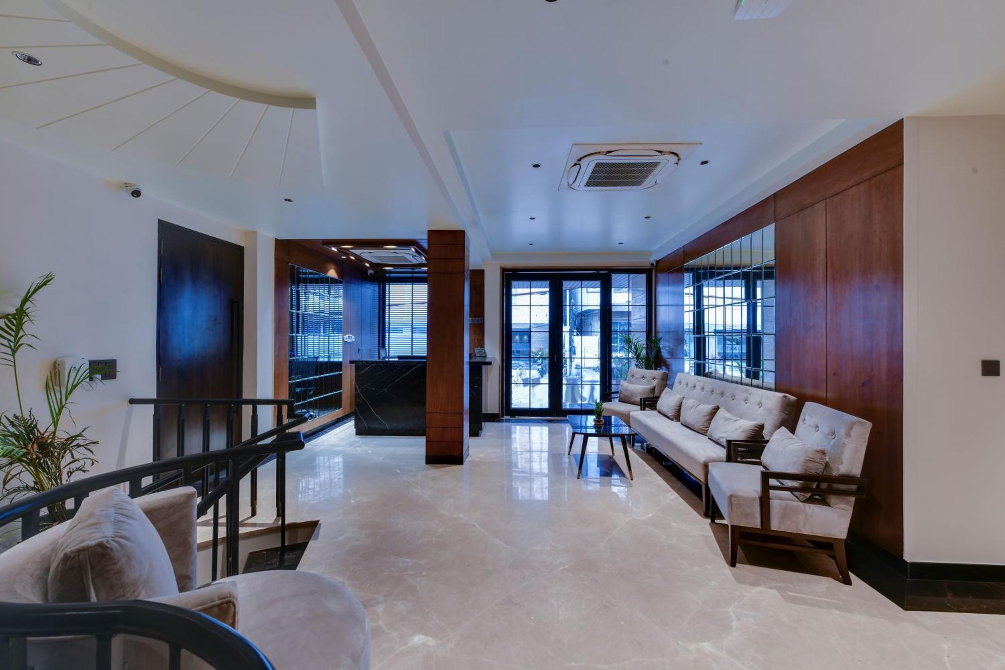 Quality Inn City Centre Waranasi Zewnętrze zdjęcie